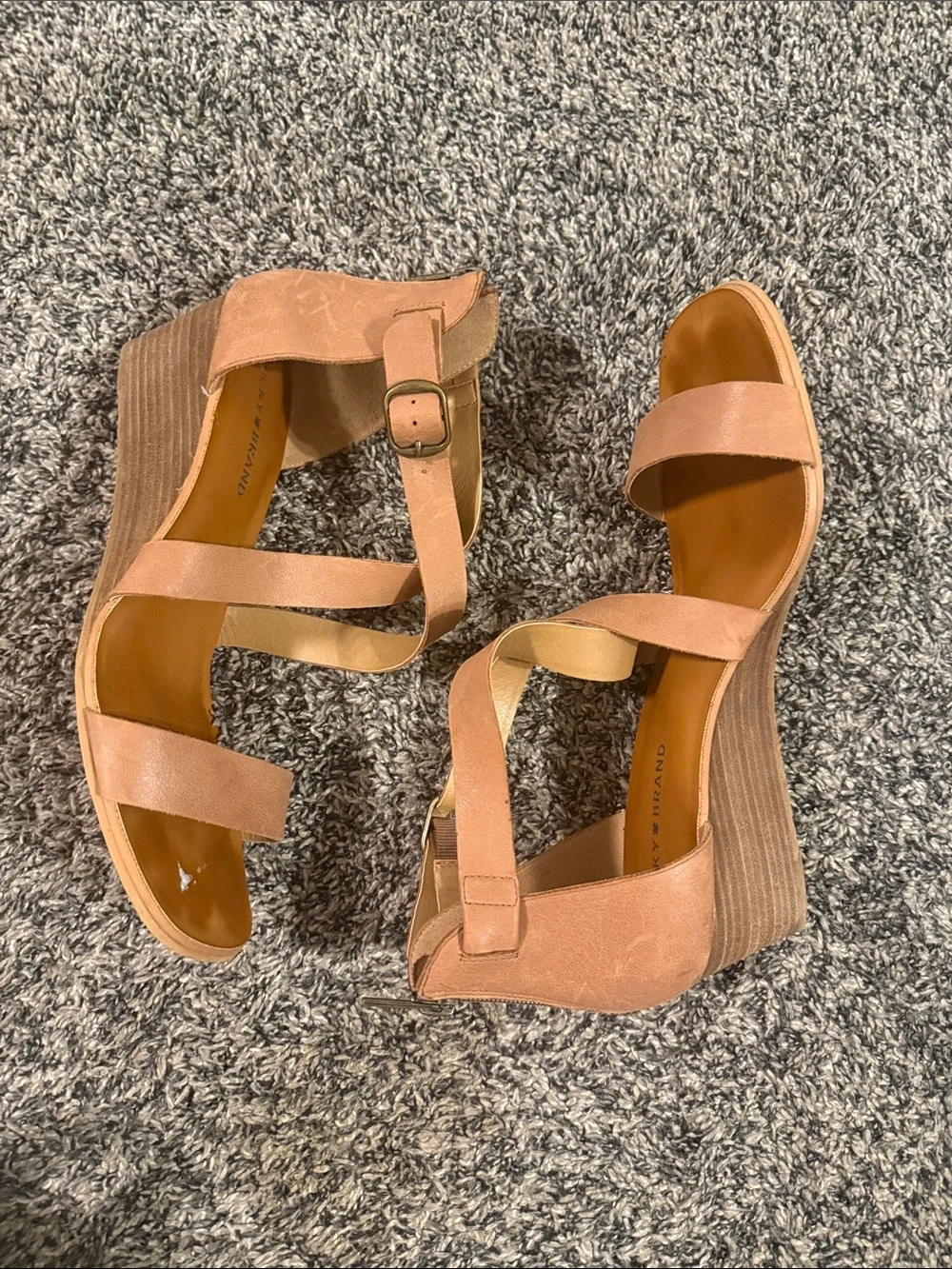 Lucky Brand Caisby Women’s 10 Tan Leather Strappy Wedge Sandals